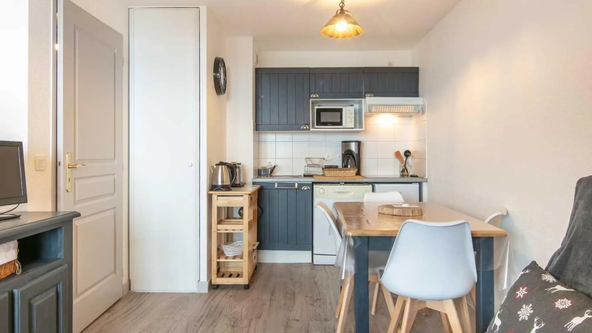 Studio Les Tetras By Interhome Saint-Sorlin-d'Arves Apartment